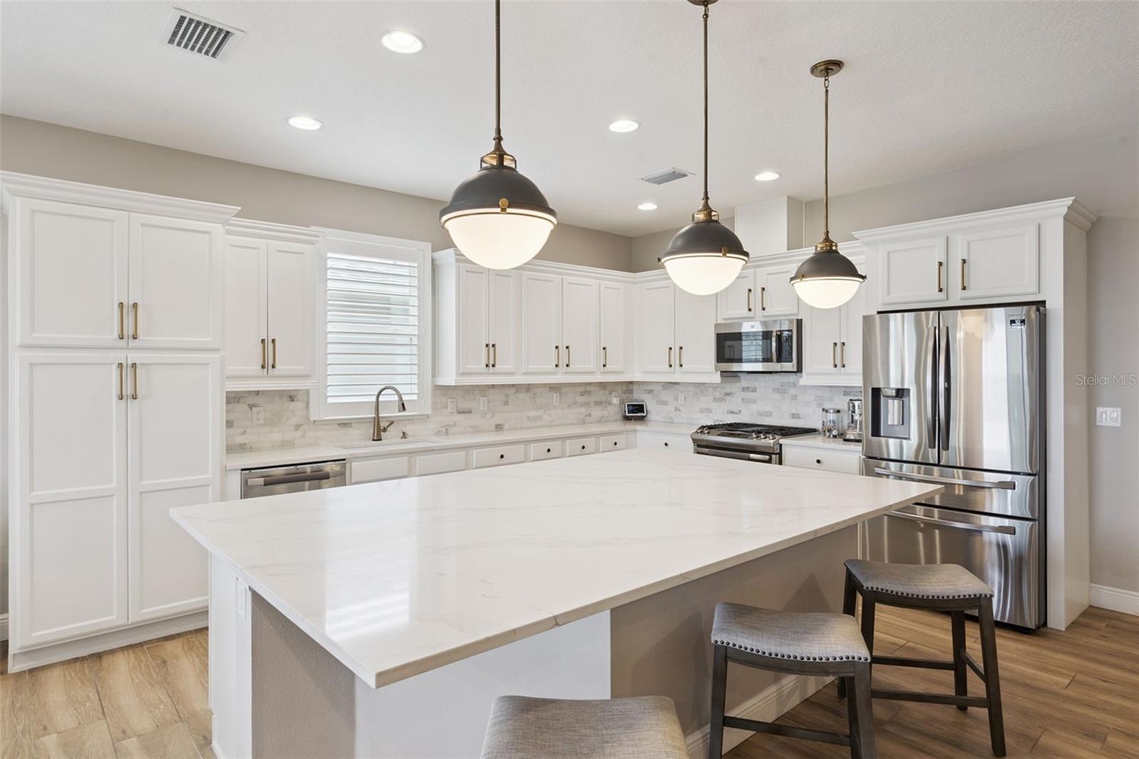 Image 9 of 20 For 533 Narrow View Lane