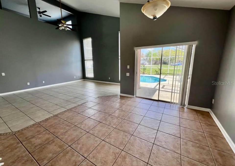 Image 14 of 16 For 3272 Falcon Point Drive