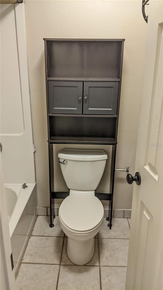 Image 25 of 50 For 2912 Semoran Boulevard 7