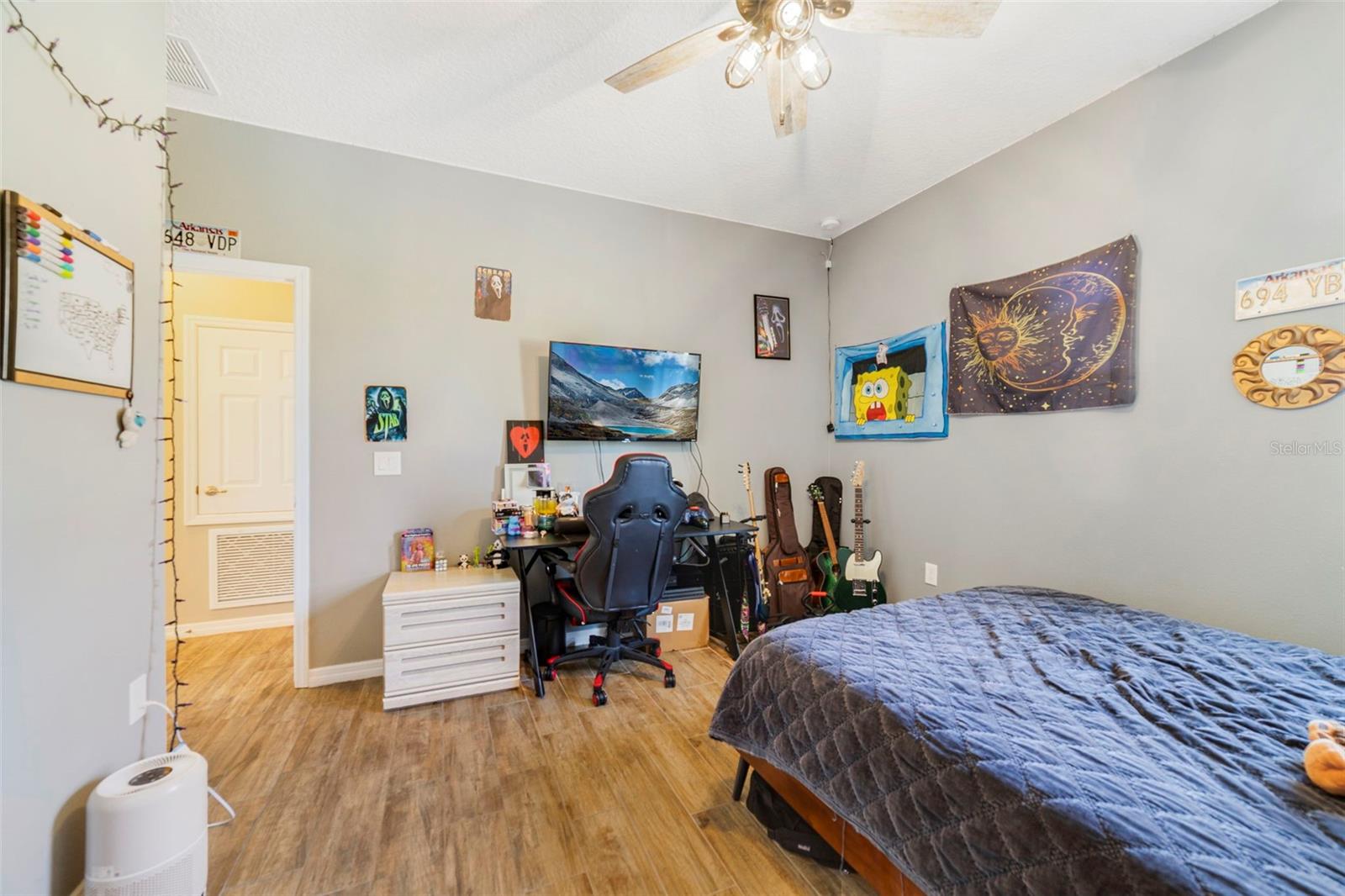 Image 14 of 21 For 2390 Jernigan Loop