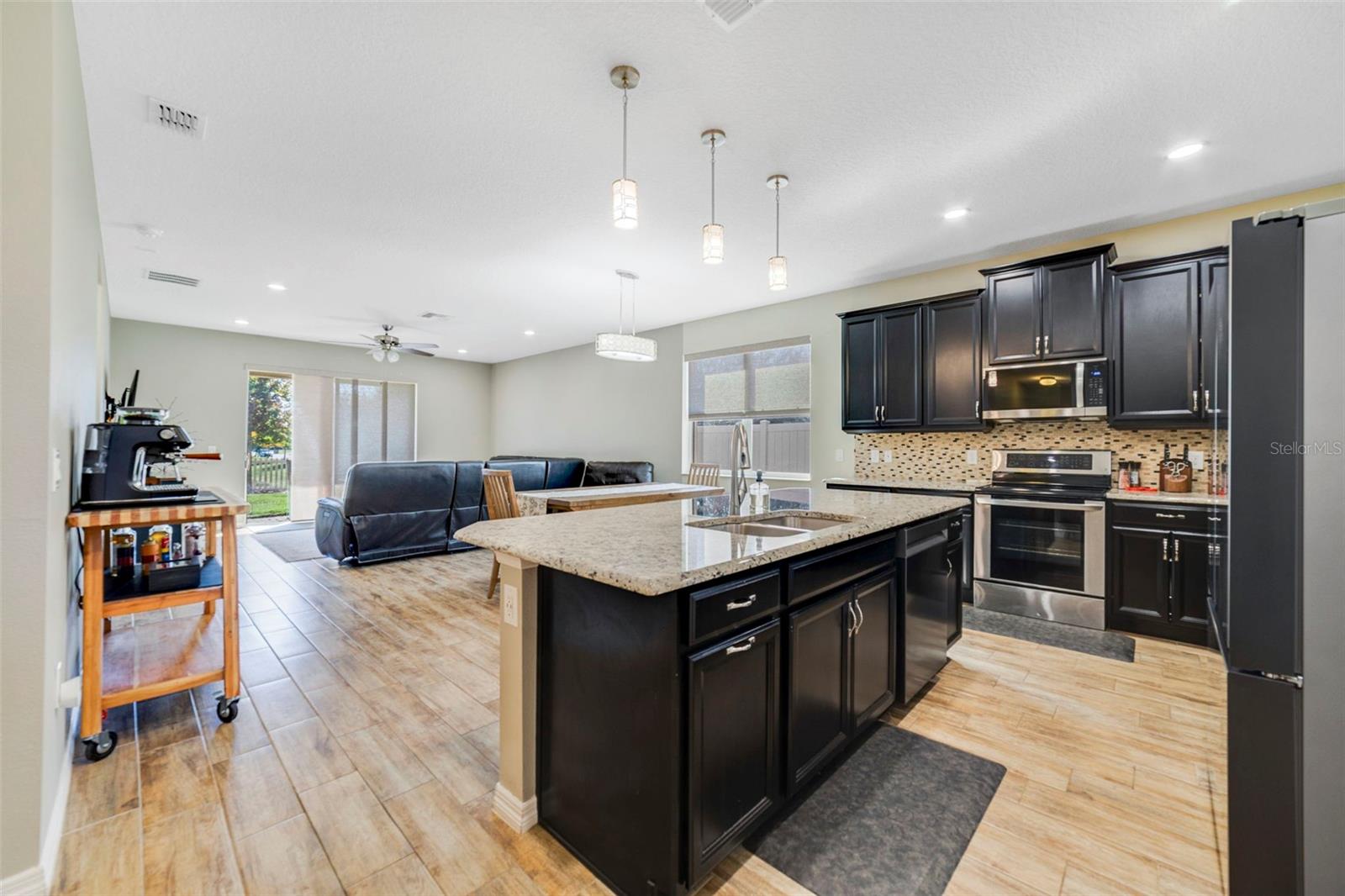 Image 4 of 21 For 2390 Jernigan Loop