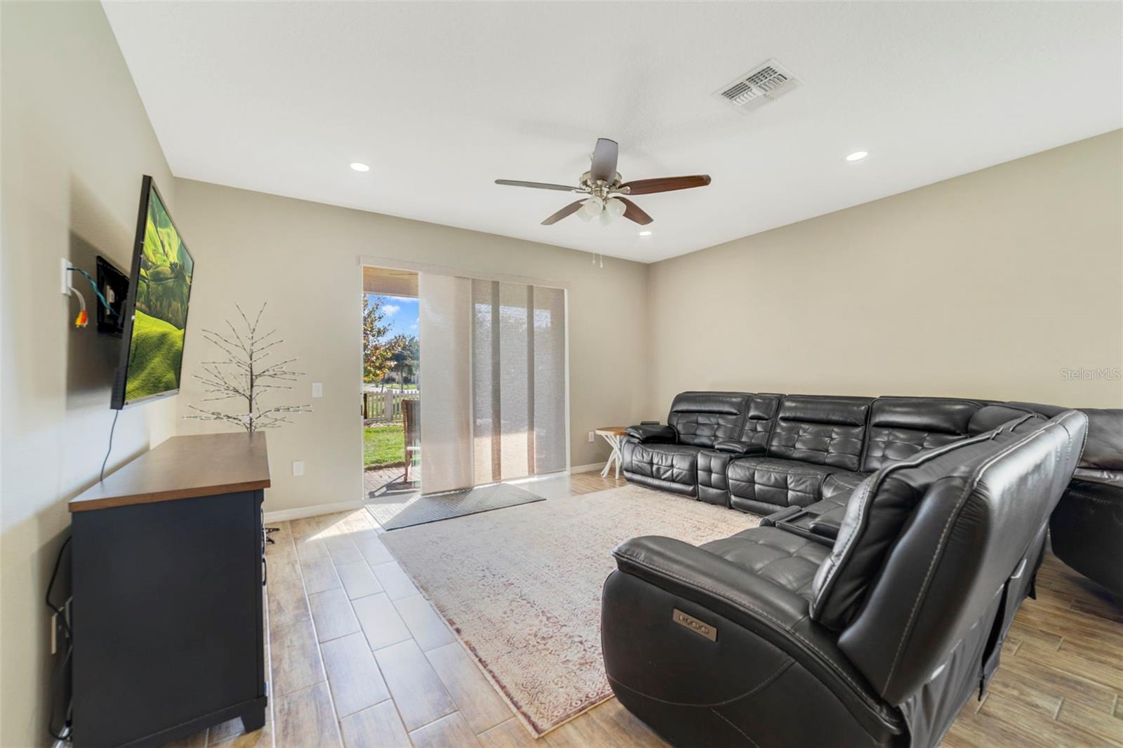 Image 7 of 21 For 2390 Jernigan Loop