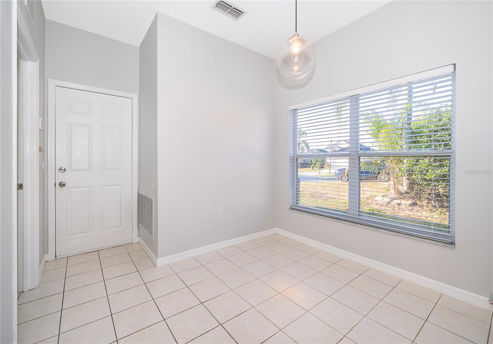 Image 9 of 22 For 2505 Aster Cove Lane