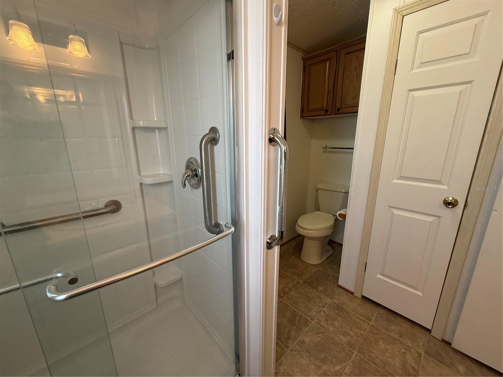 Image 16 of 23 For 153 Nesbitt Park Avenue