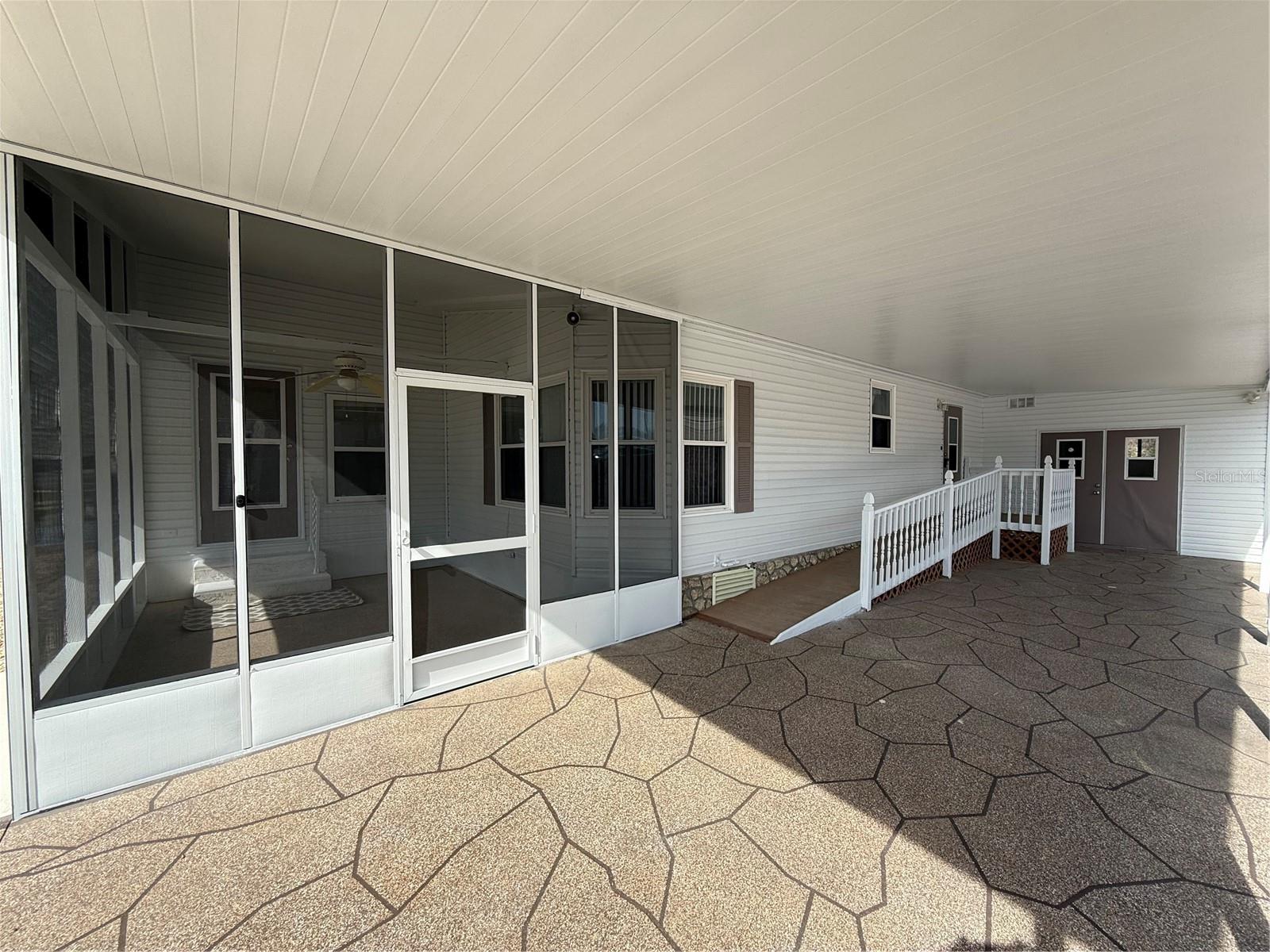 Image 20 of 23 For 153 Nesbitt Park Avenue