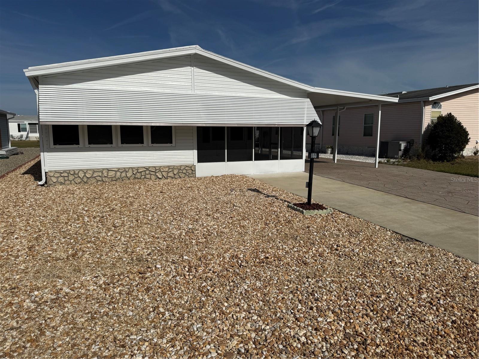 Image 21 of 23 For 153 Nesbitt Park Avenue