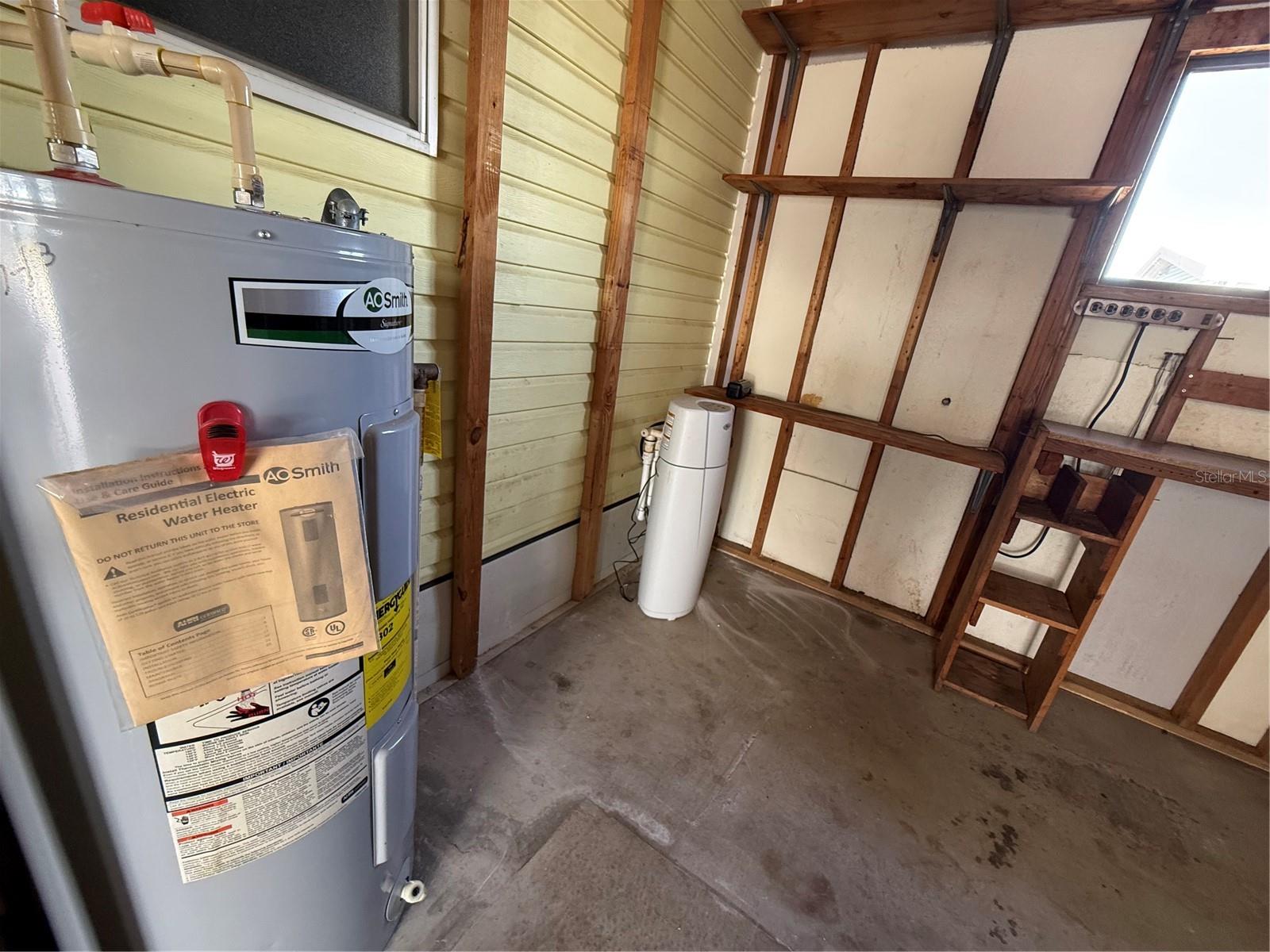 Image 22 of 23 For 153 Nesbitt Park Avenue