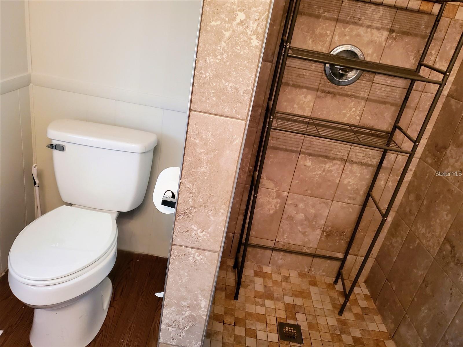 Image 15 of 23 For 3532 Lazy Lake Drive North