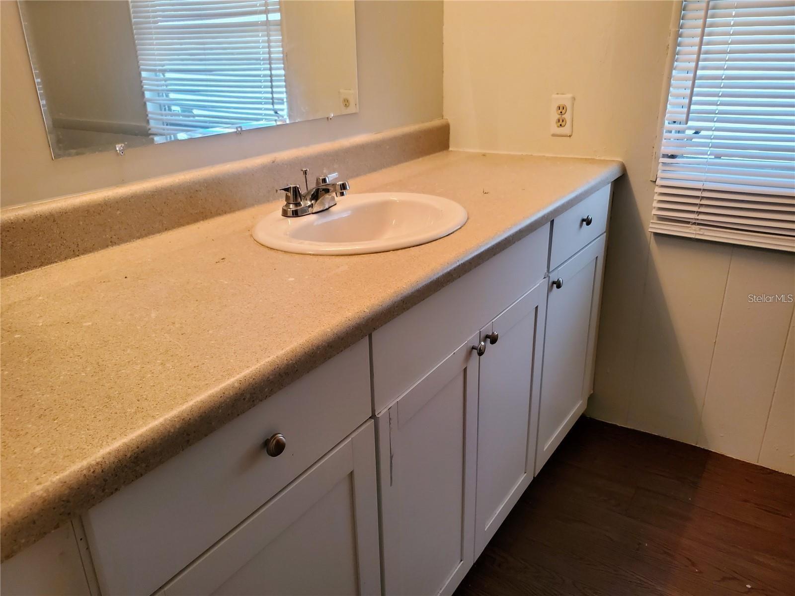 Image 17 of 23 For 3532 Lazy Lake Drive North