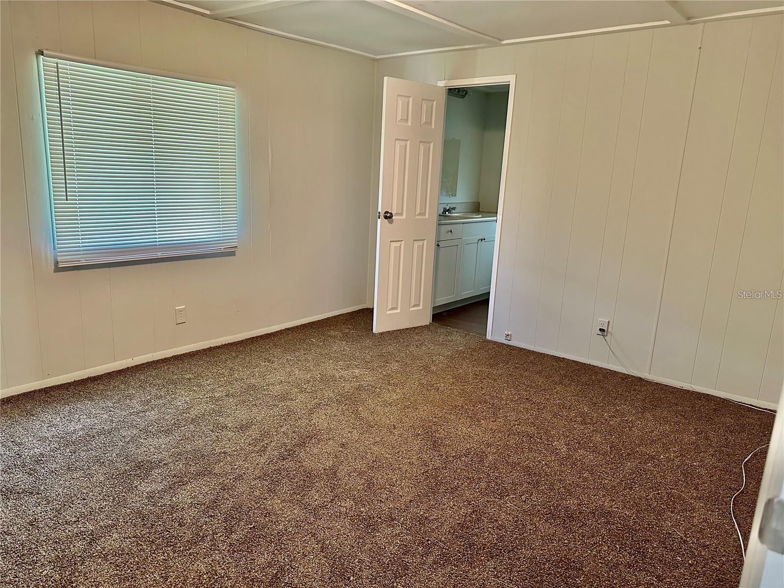 Image 18 of 23 For 3532 Lazy Lake Drive North