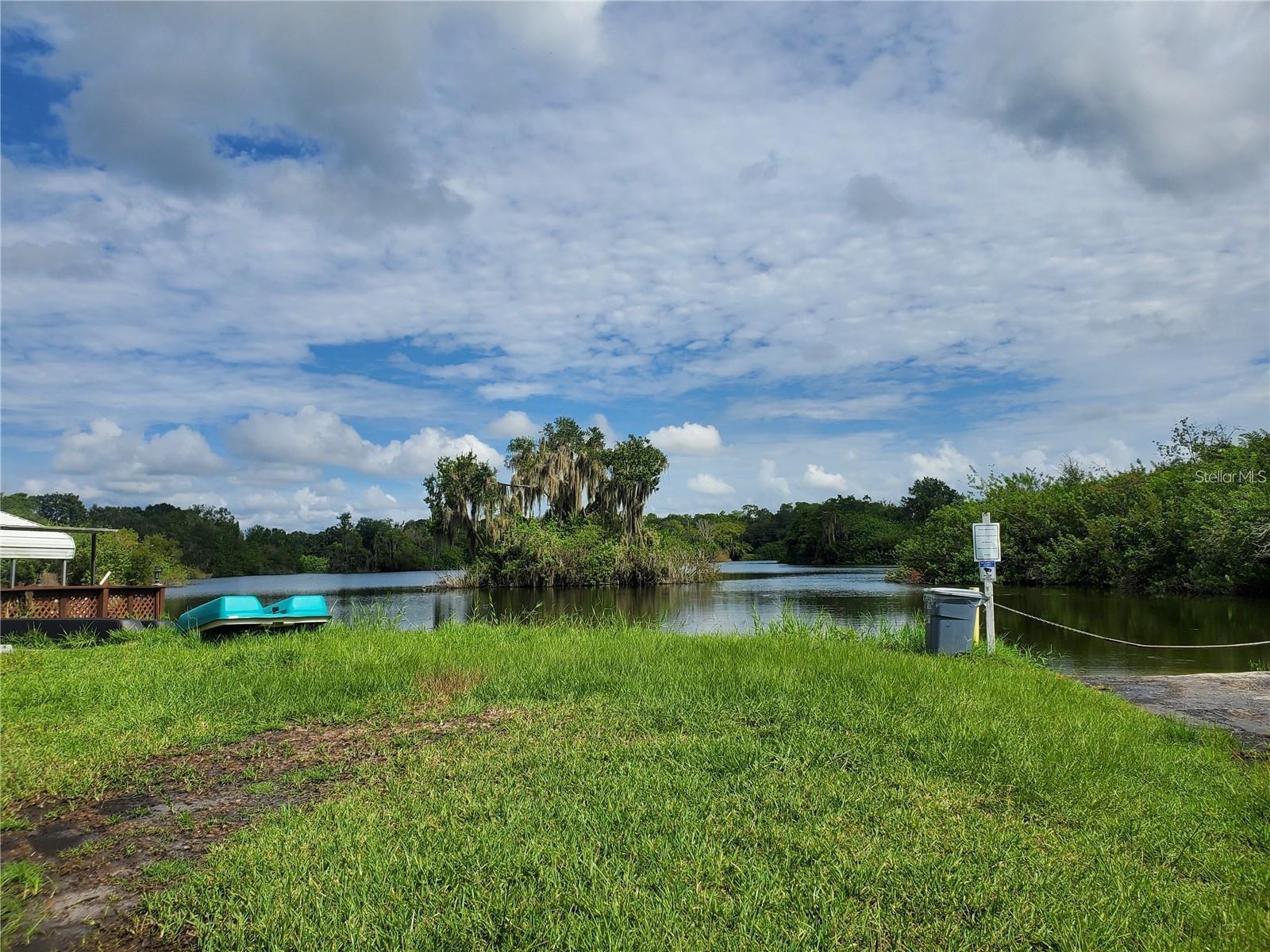 Image 20 of 23 For 3532 Lazy Lake Drive North