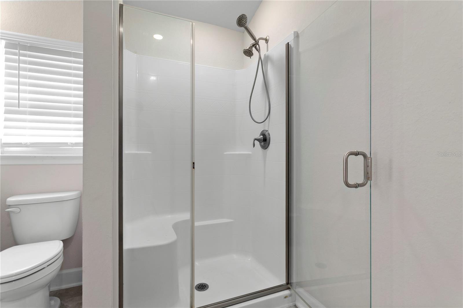 Image 27 of 41 For 860 Vienna Drive