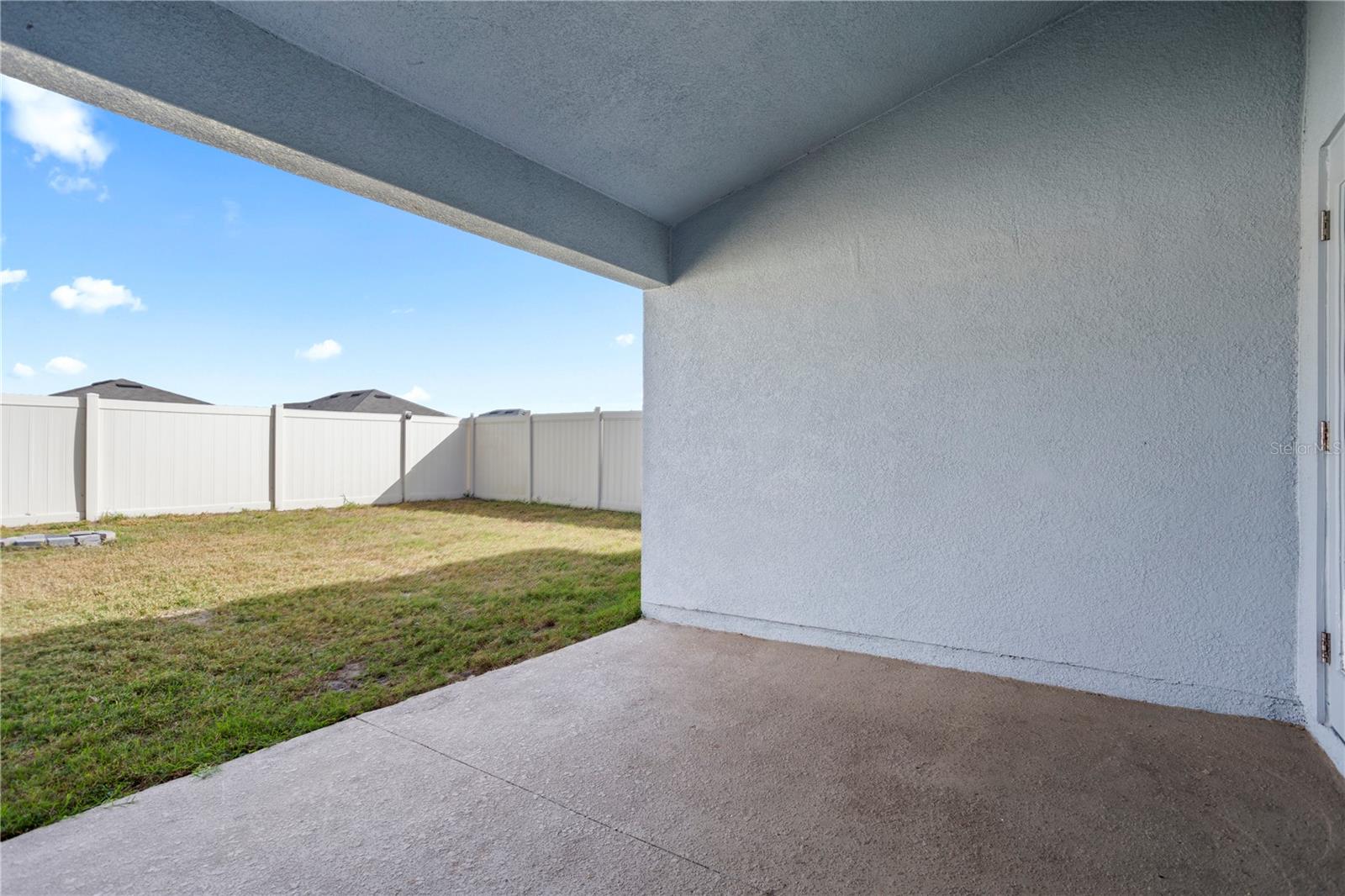 Image 37 of 41 For 860 Vienna Drive