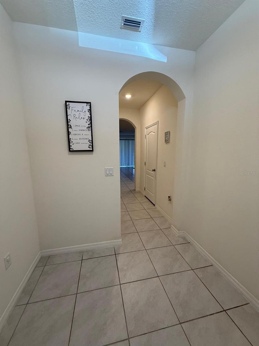 Image 2 of 12 For 1398 Yellow Finch Drive