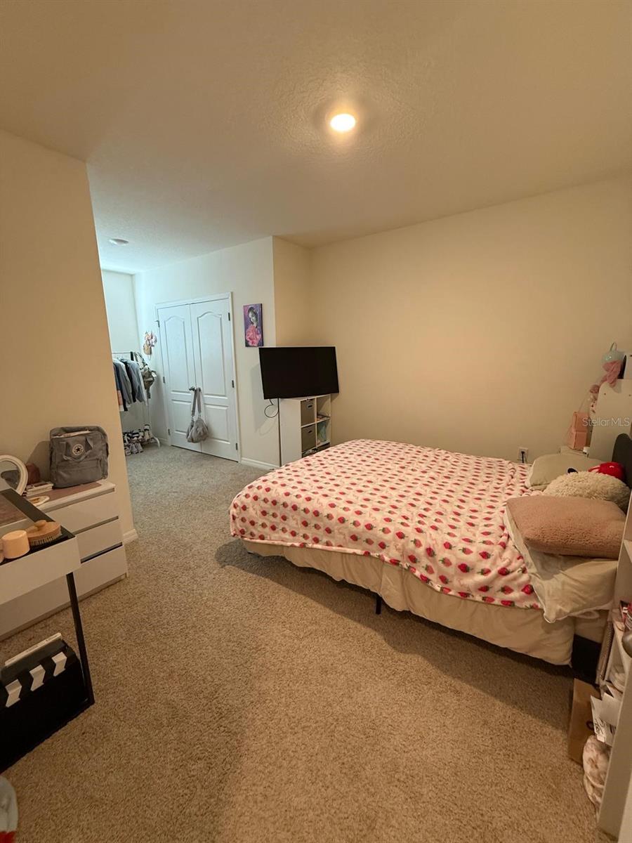 Image 5 of 12 For 1398 Yellow Finch Drive