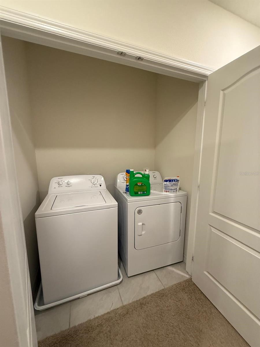 Image 8 of 12 For 1398 Yellow Finch Drive