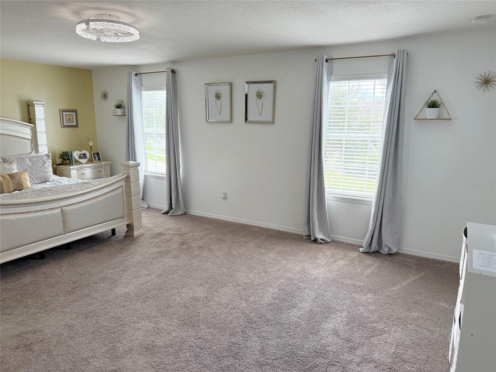 Image 14 of 39 For 12236 Fairlawn Drive