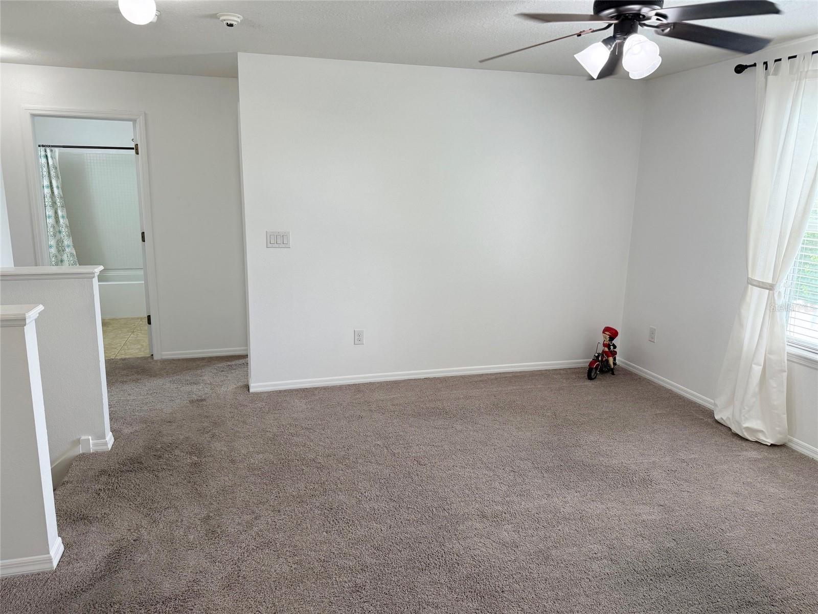 Image 18 of 39 For 12236 Fairlawn Drive