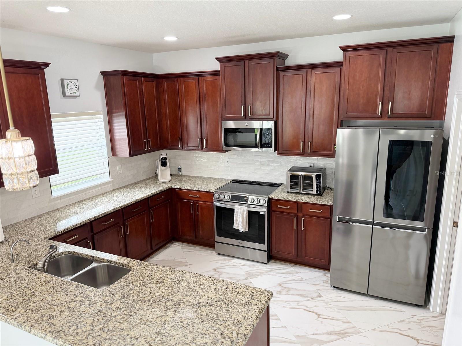 Image 3 of 39 For 12236 Fairlawn Drive