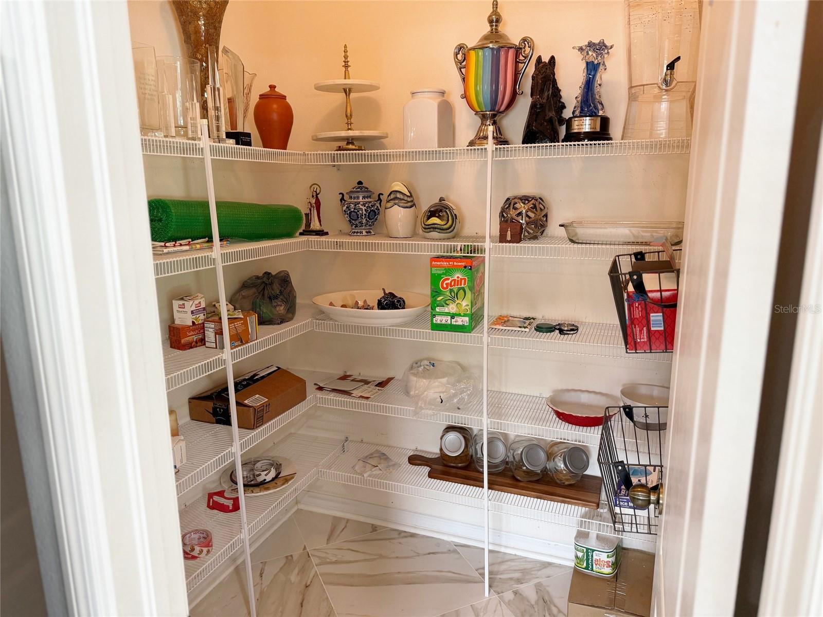 Image 35 of 39 For 12236 Fairlawn Drive