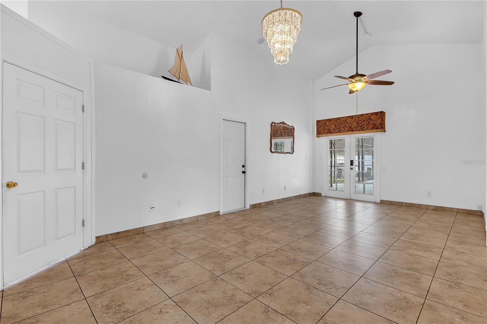 Image 14 of 42 For 9318 Echo Run