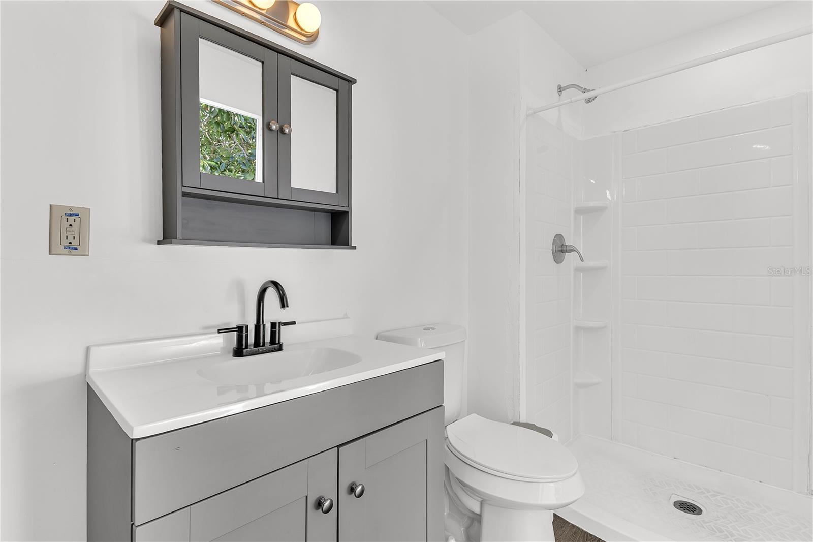 Image 34 of 42 For 9318 Echo Run