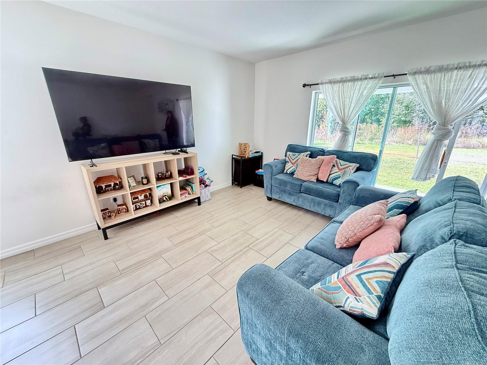 Image 13 of 51 For 1603 Cloudy Court