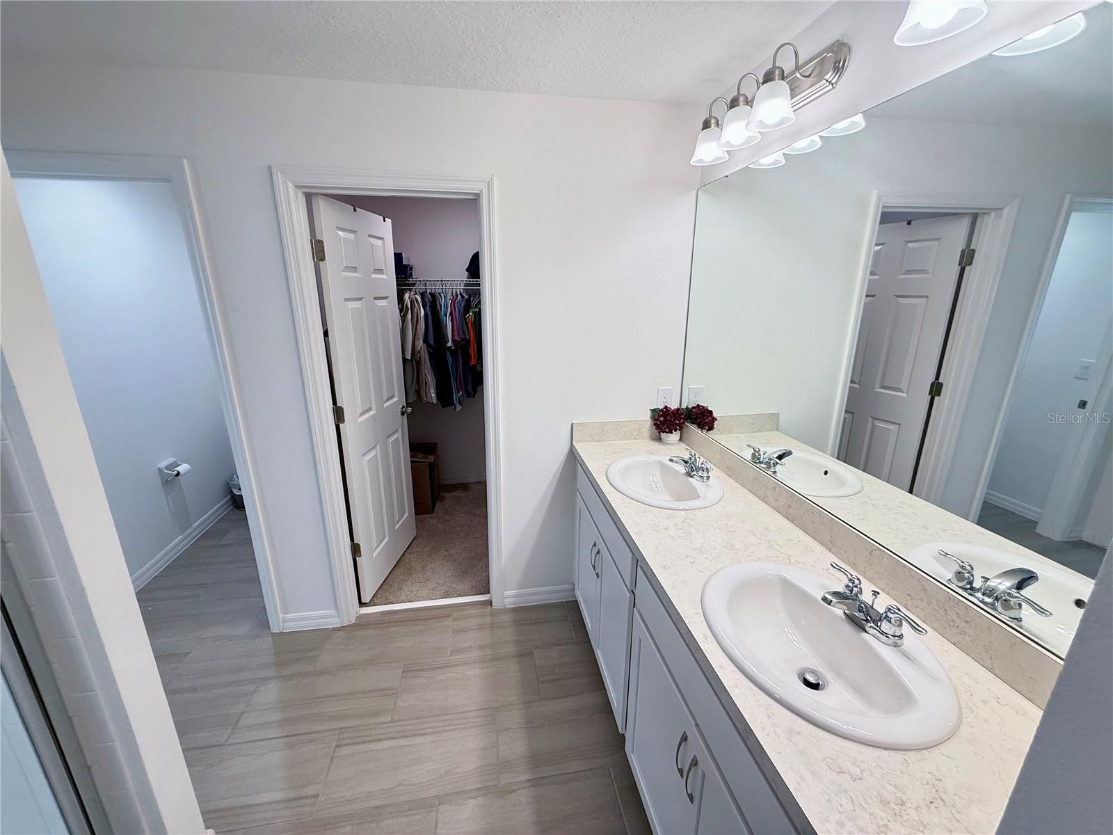 Image 38 of 51 For 1603 Cloudy Court