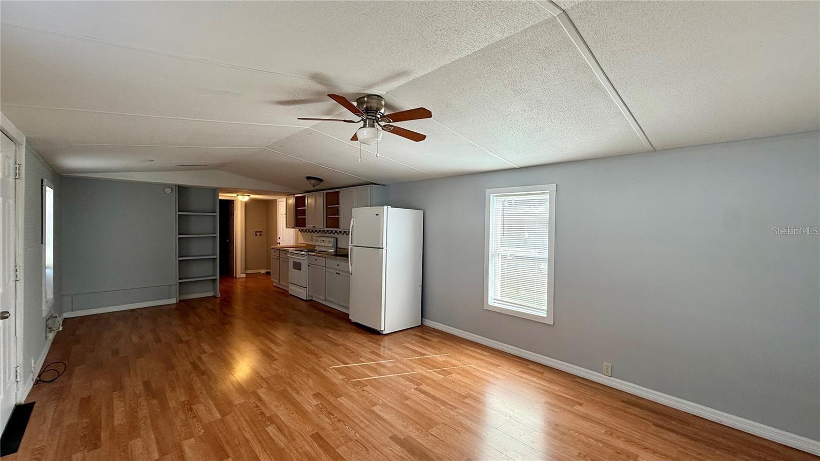 Image 6 of 19 For 639 Ellison Parkway