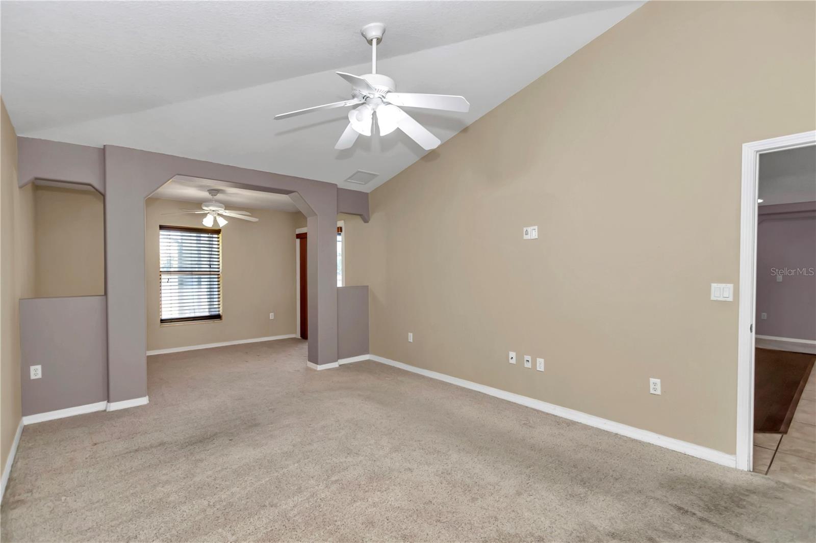 Image 22 of 62 For 1201 Creekview Court