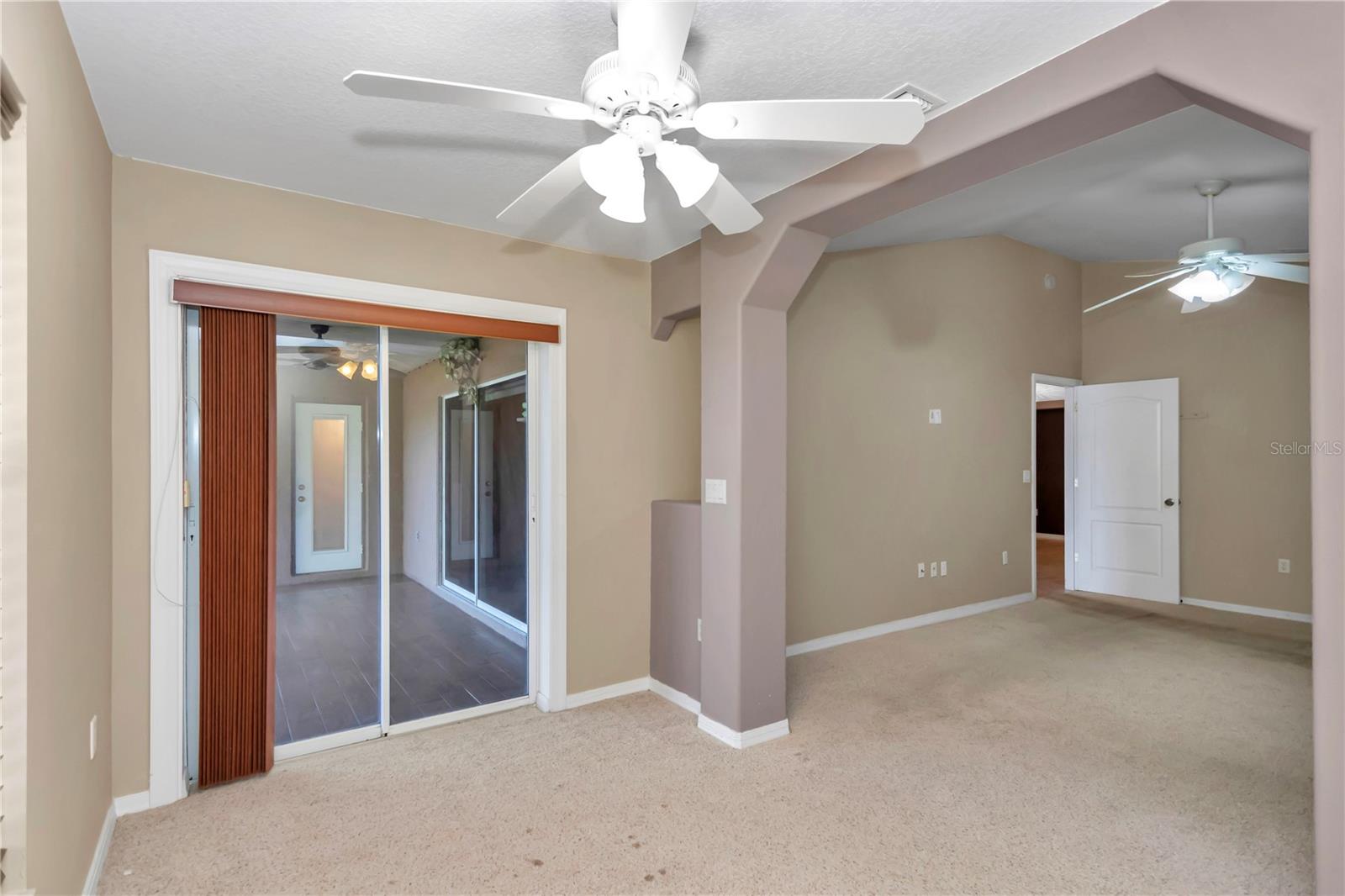 Image 24 of 62 For 1201 Creekview Court