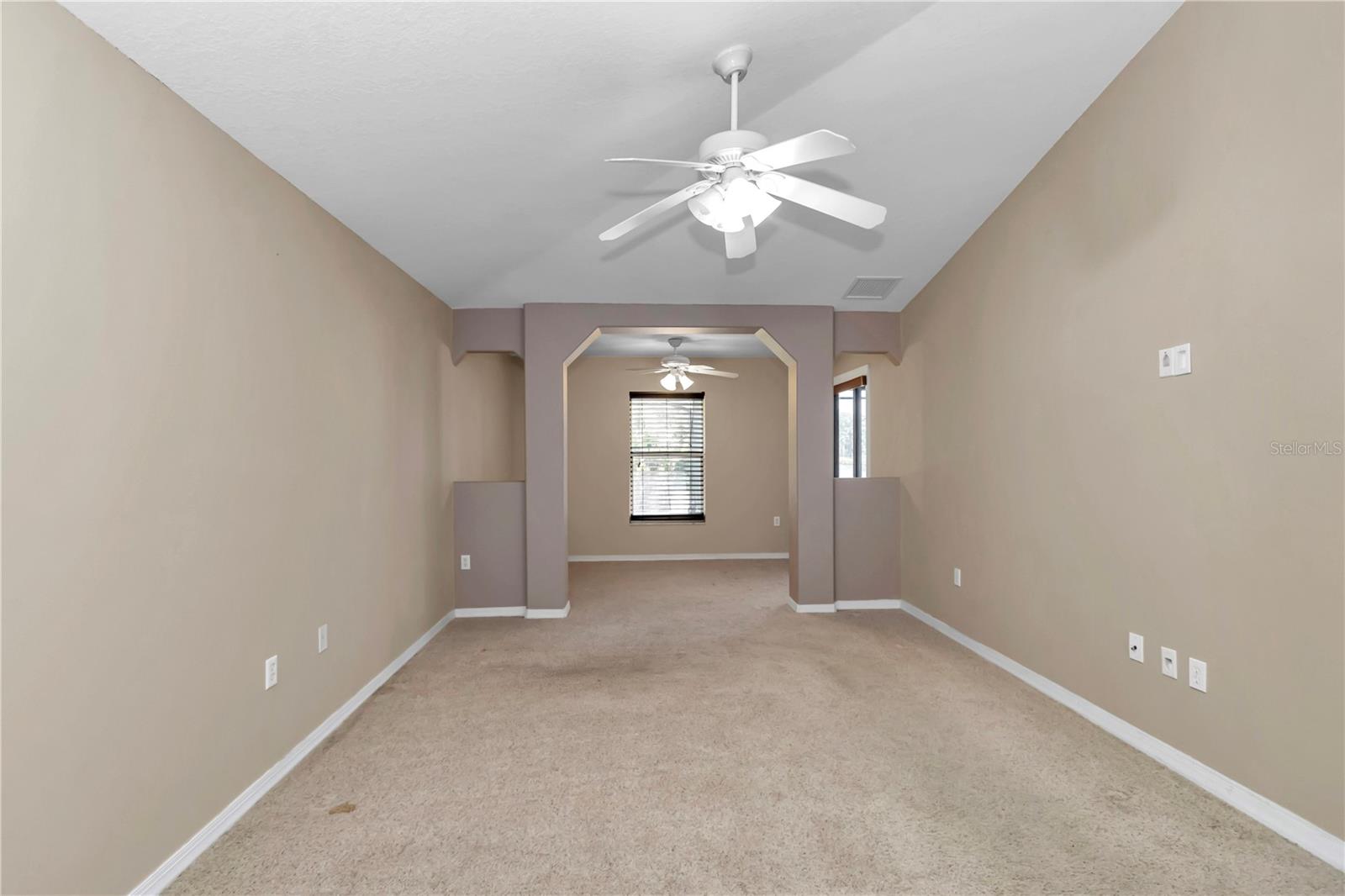 Image 27 of 62 For 1201 Creekview Court