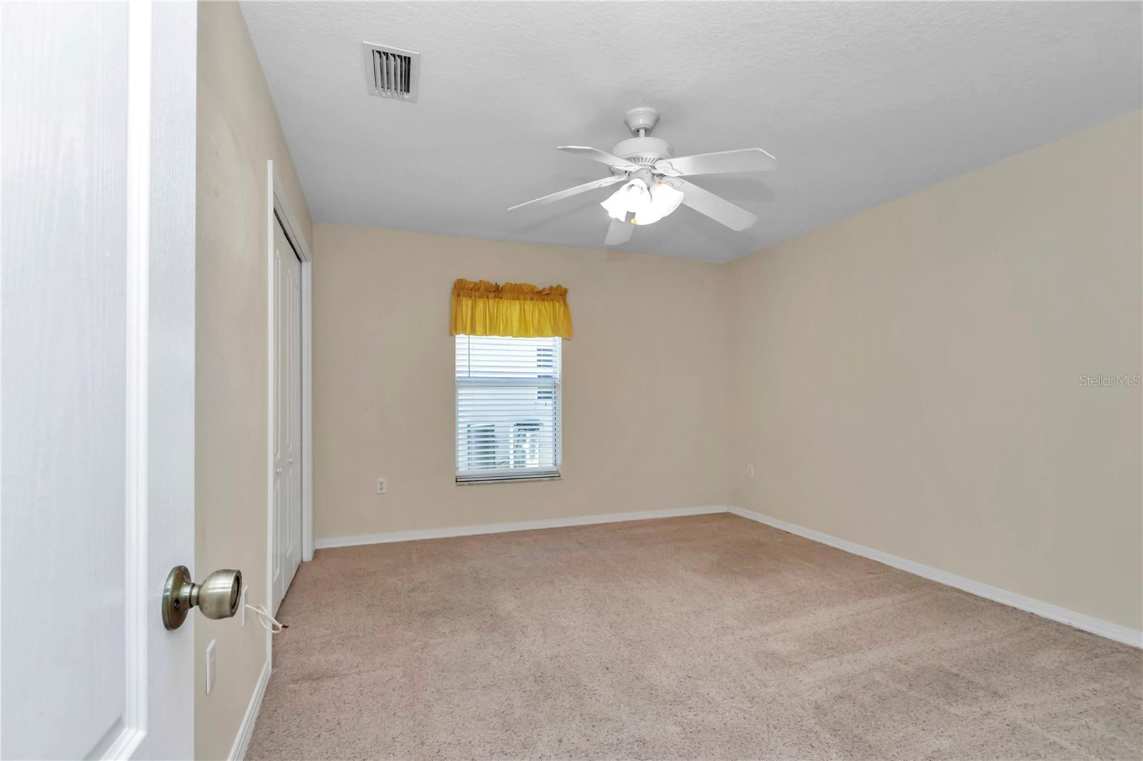 Image 32 of 62 For 1201 Creekview Court