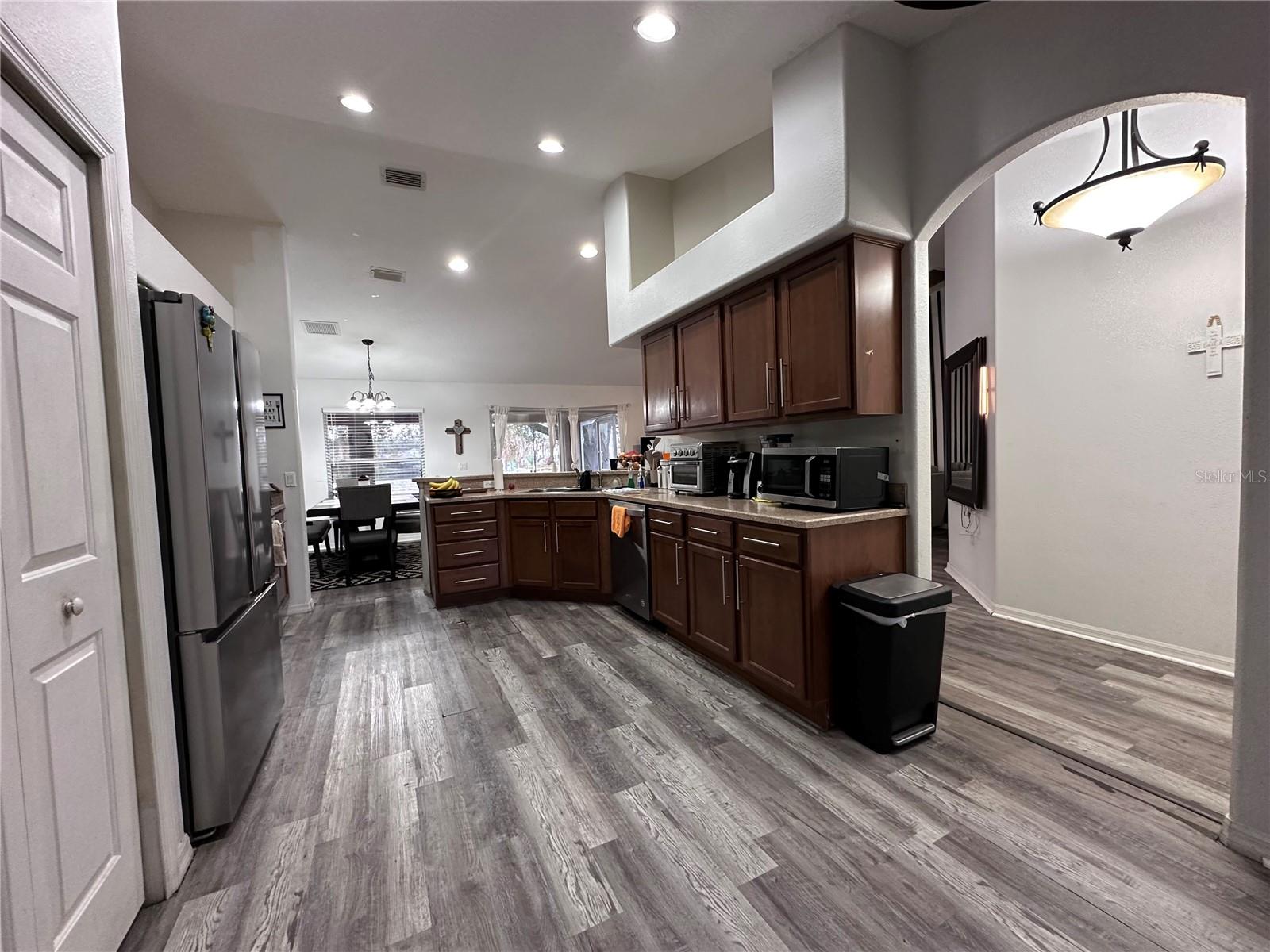 Image 4 of 19 For 1458 Patricia Street