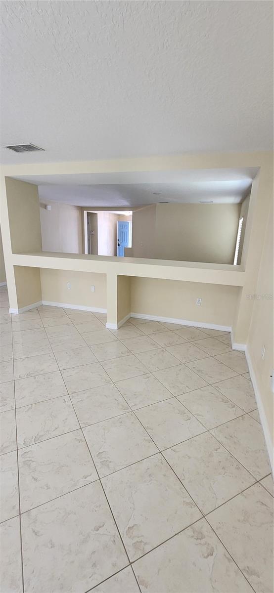 Image 24 of 28 For 12850 Oulton Circle