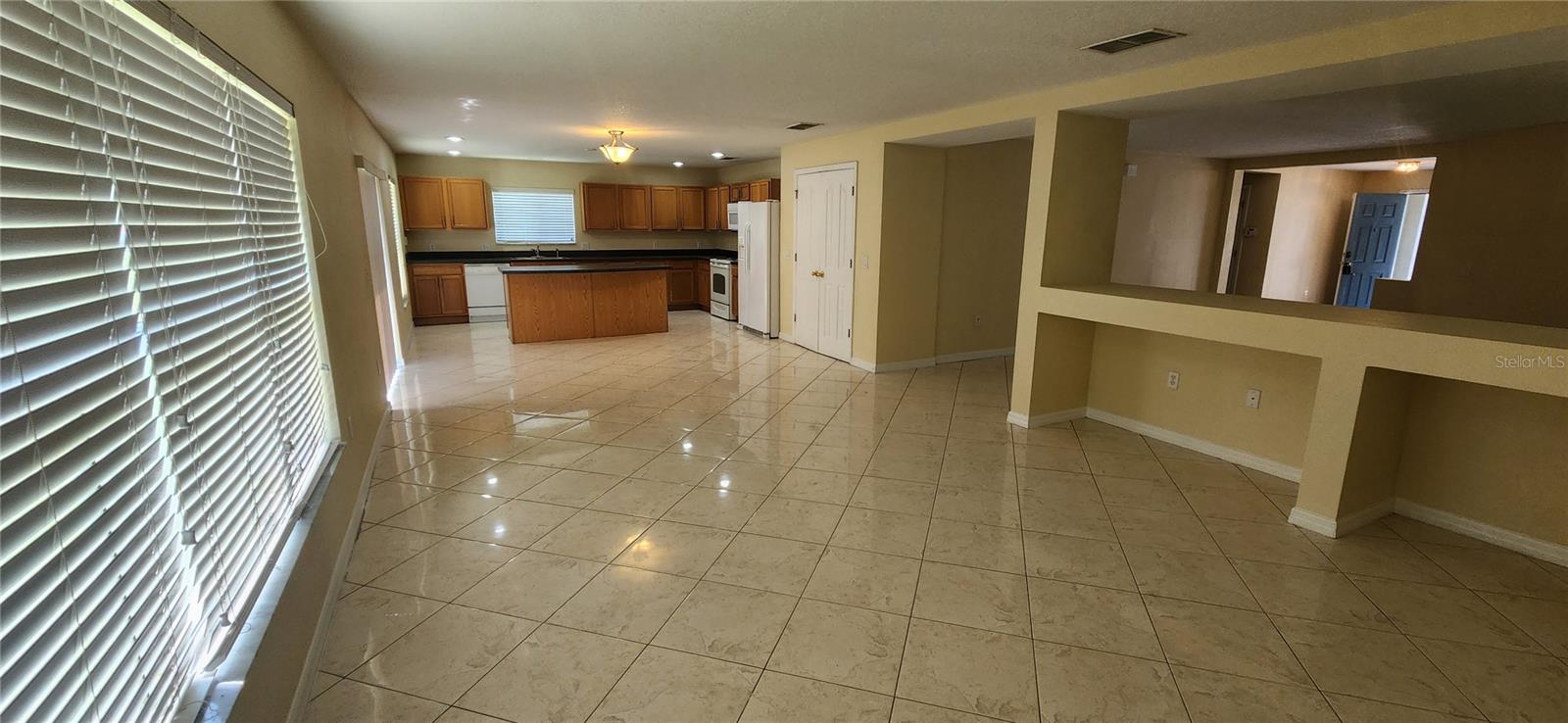 Image 26 of 28 For 12850 Oulton Circle