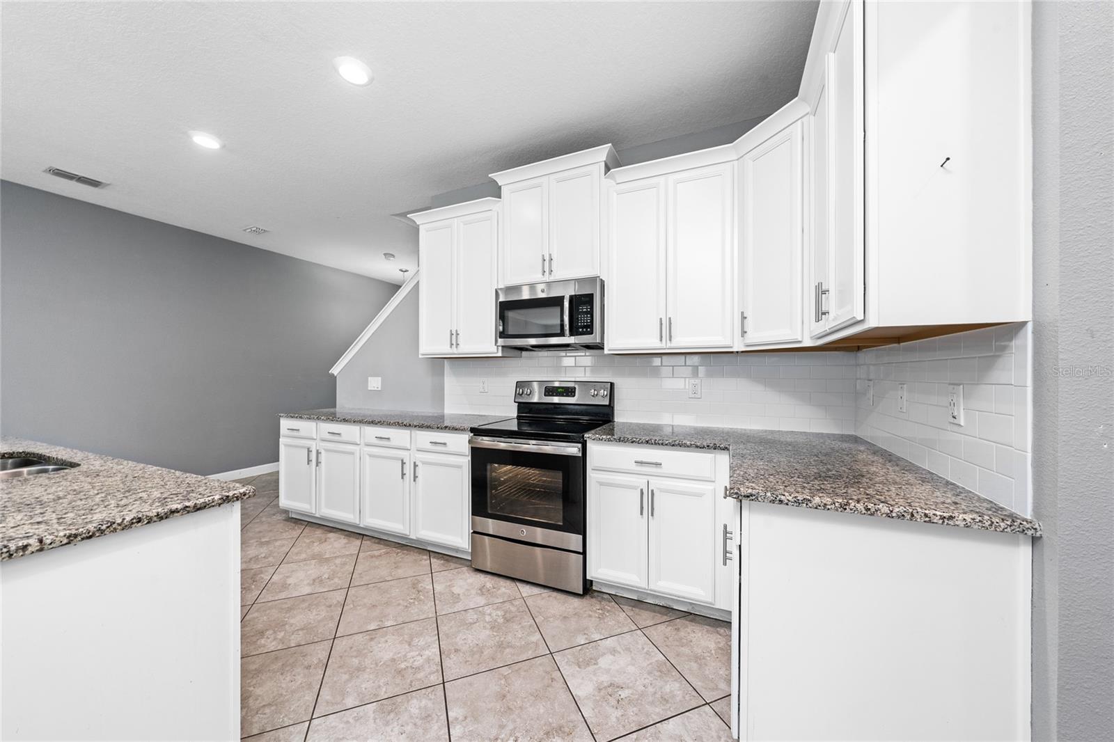 Image 7 of 28 For Address Not Provided