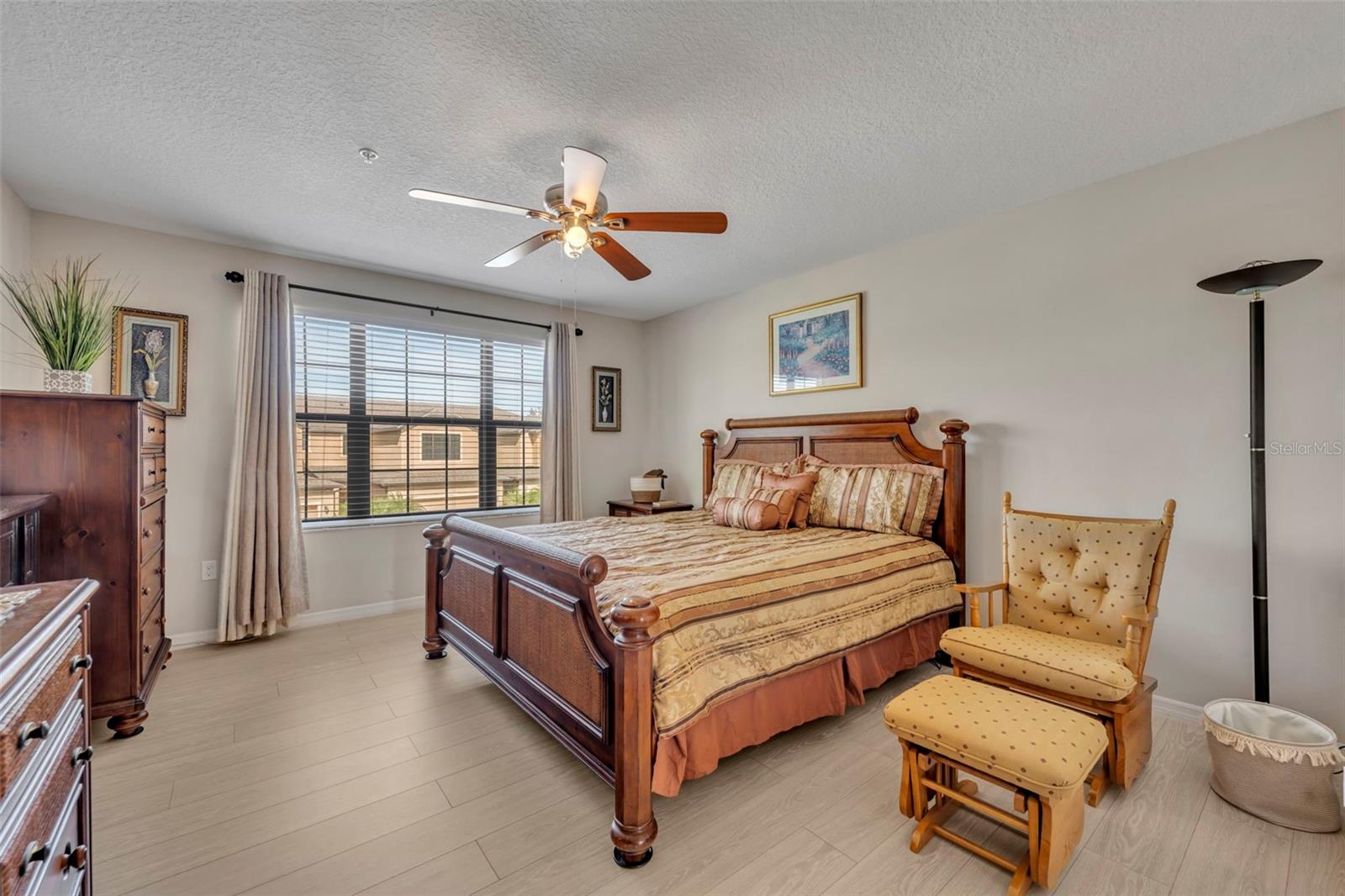 Image 18 of 40 For 2269 Seven Oaks Drive