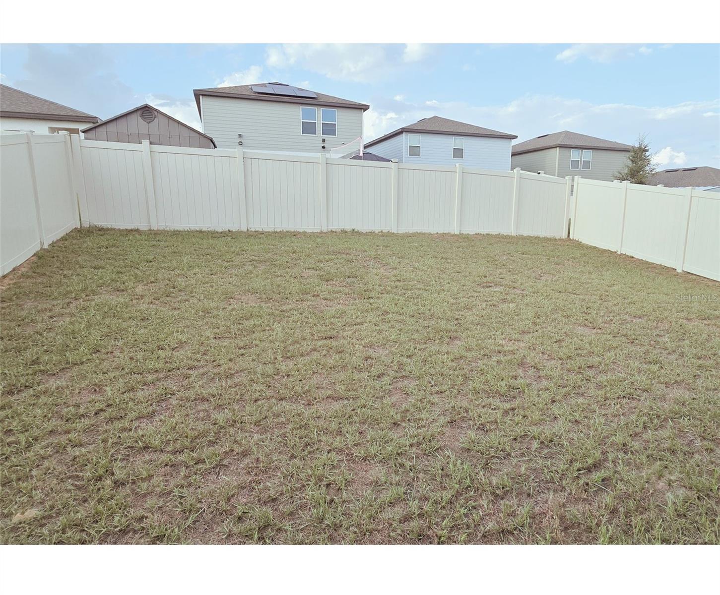 Image 13 of 14 For 2677 Buttercup Avenue