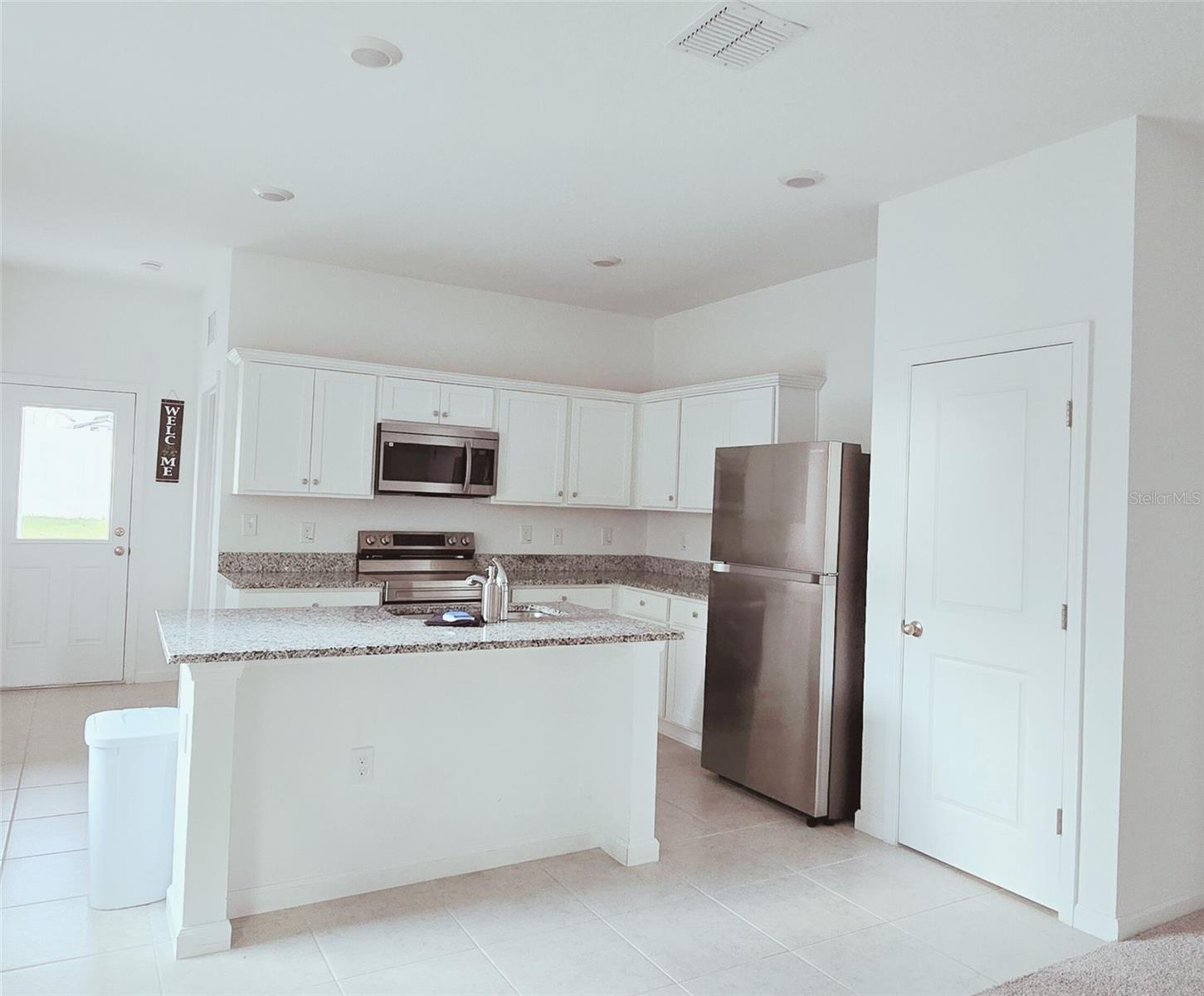 Image 4 of 14 For 2677 Buttercup Avenue