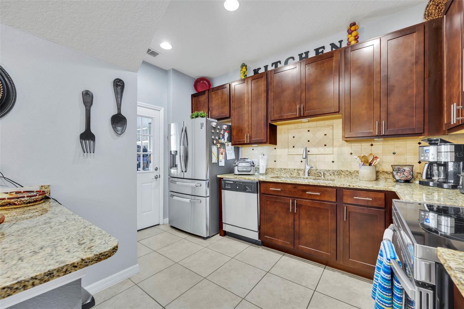 Image 14 of 36 For 2289 Seven Oaks Drive