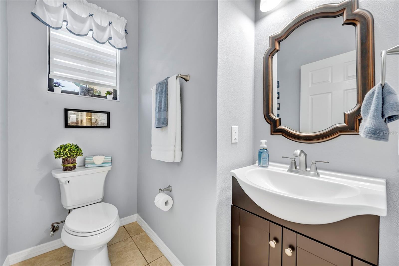 Image 17 of 36 For 2289 Seven Oaks Drive