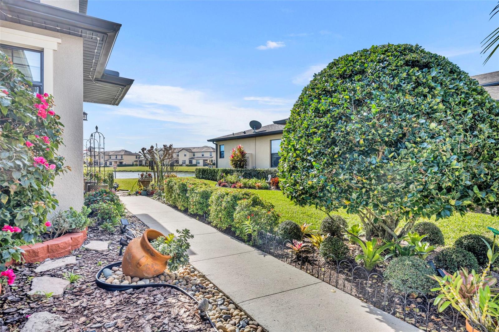 Image 2 of 36 For 2289 Seven Oaks Drive