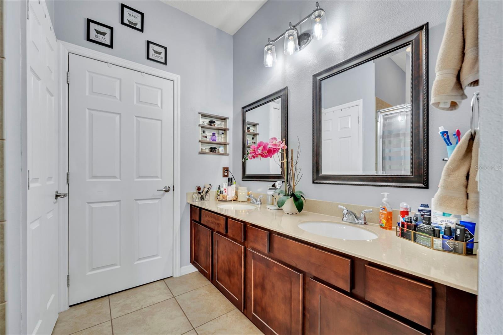 Image 20 of 36 For 2289 Seven Oaks Drive