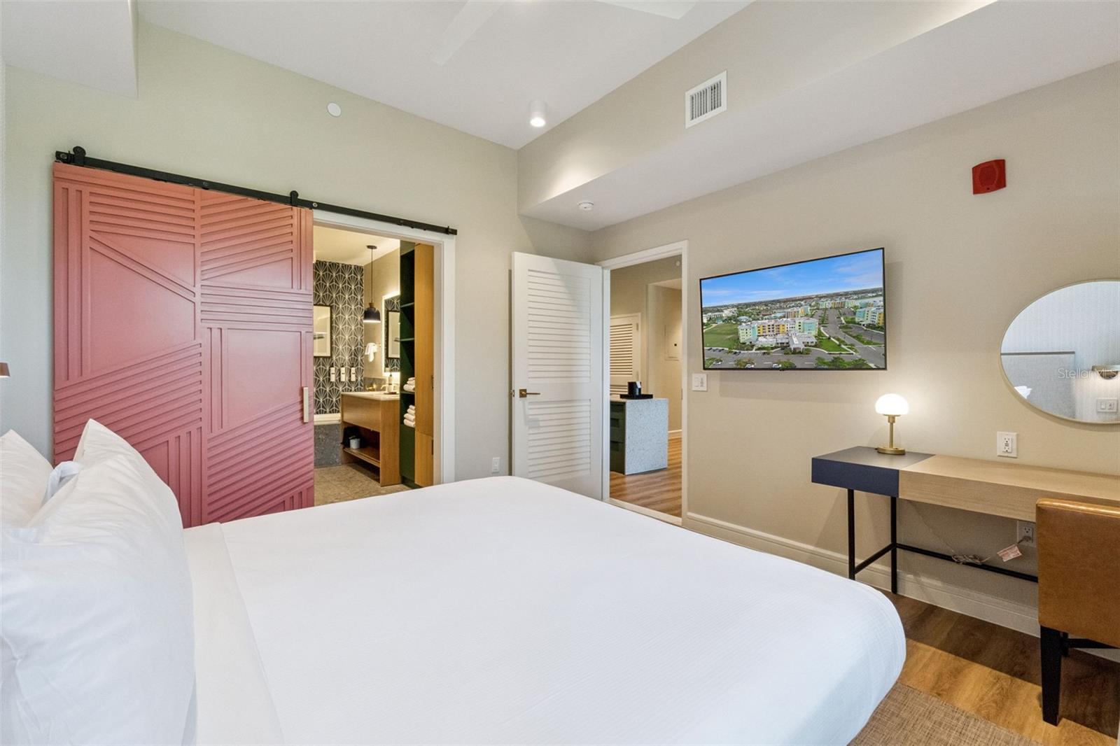 Image 11 of 32 For 3151 Sunset Walk Drive 1110