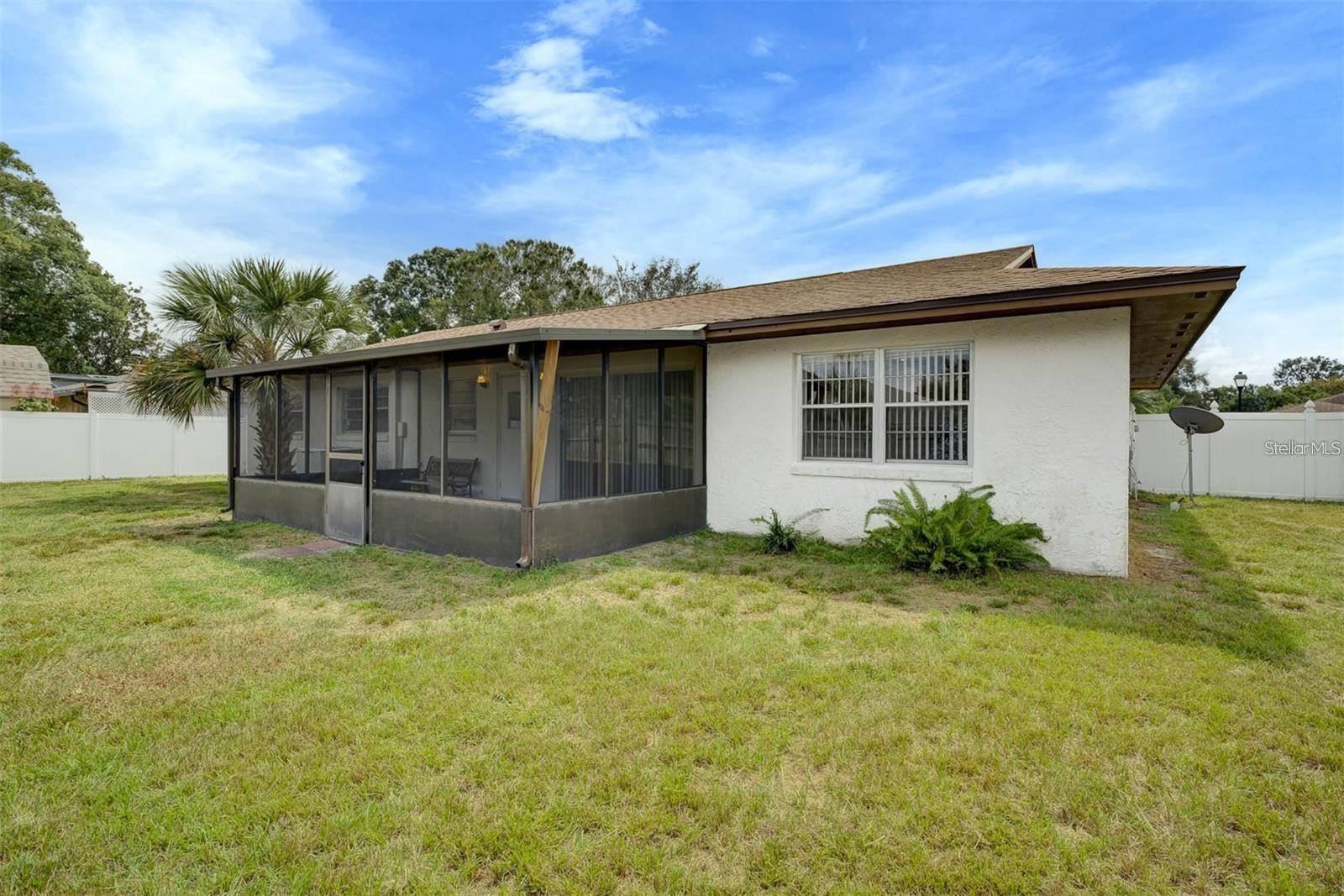 Image 18 of 20 For 8323 Banyan Boulevard