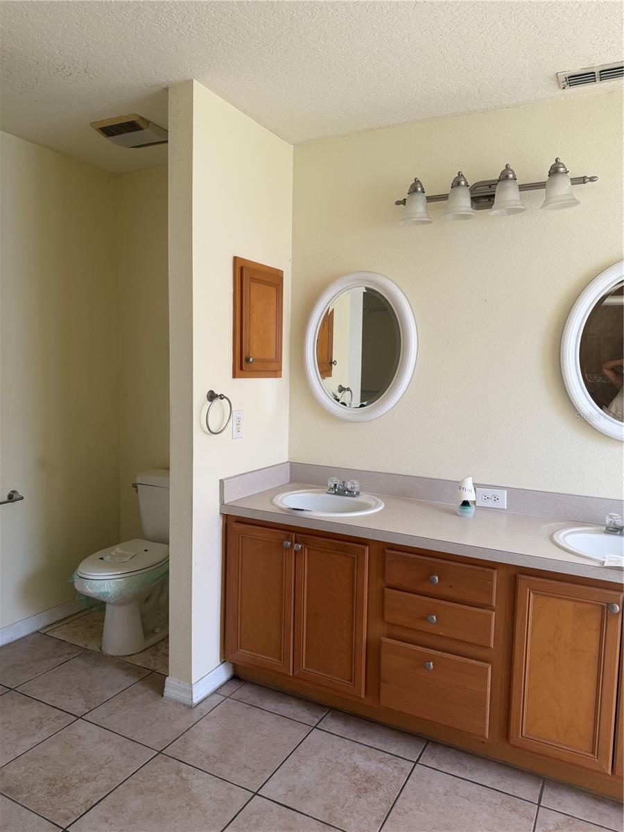 Image 12 of 12 For 2225 Julianna Court