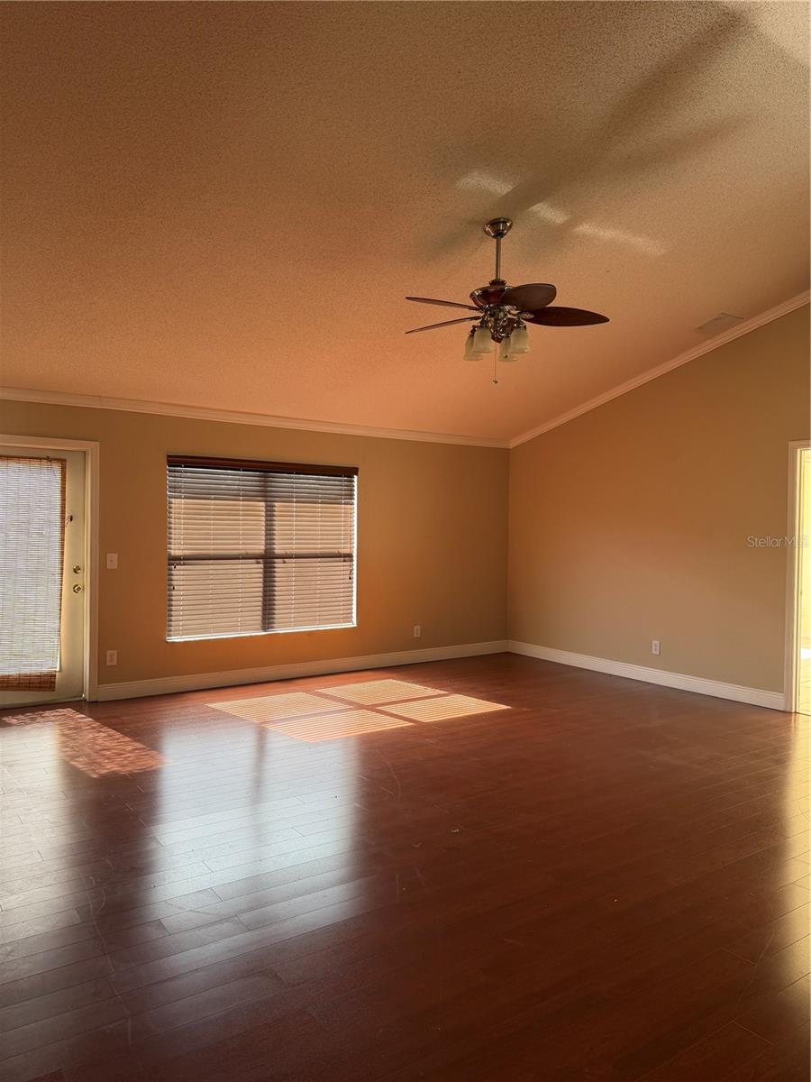 Image 5 of 12 For 2225 Julianna Court