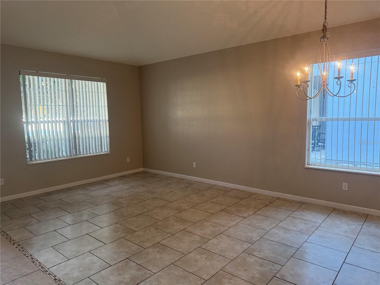 Image 3 of 26 For 1100 Brant Point