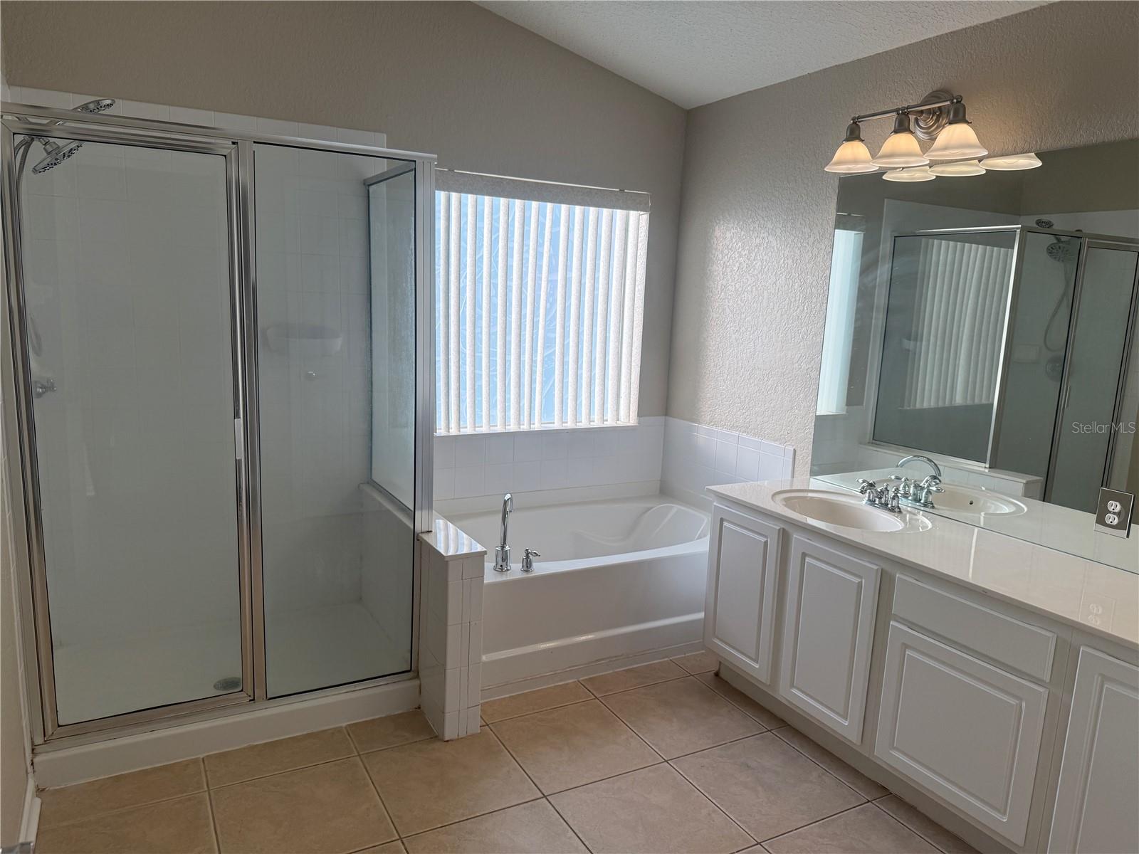 Image 9 of 26 For 1100 Brant Point